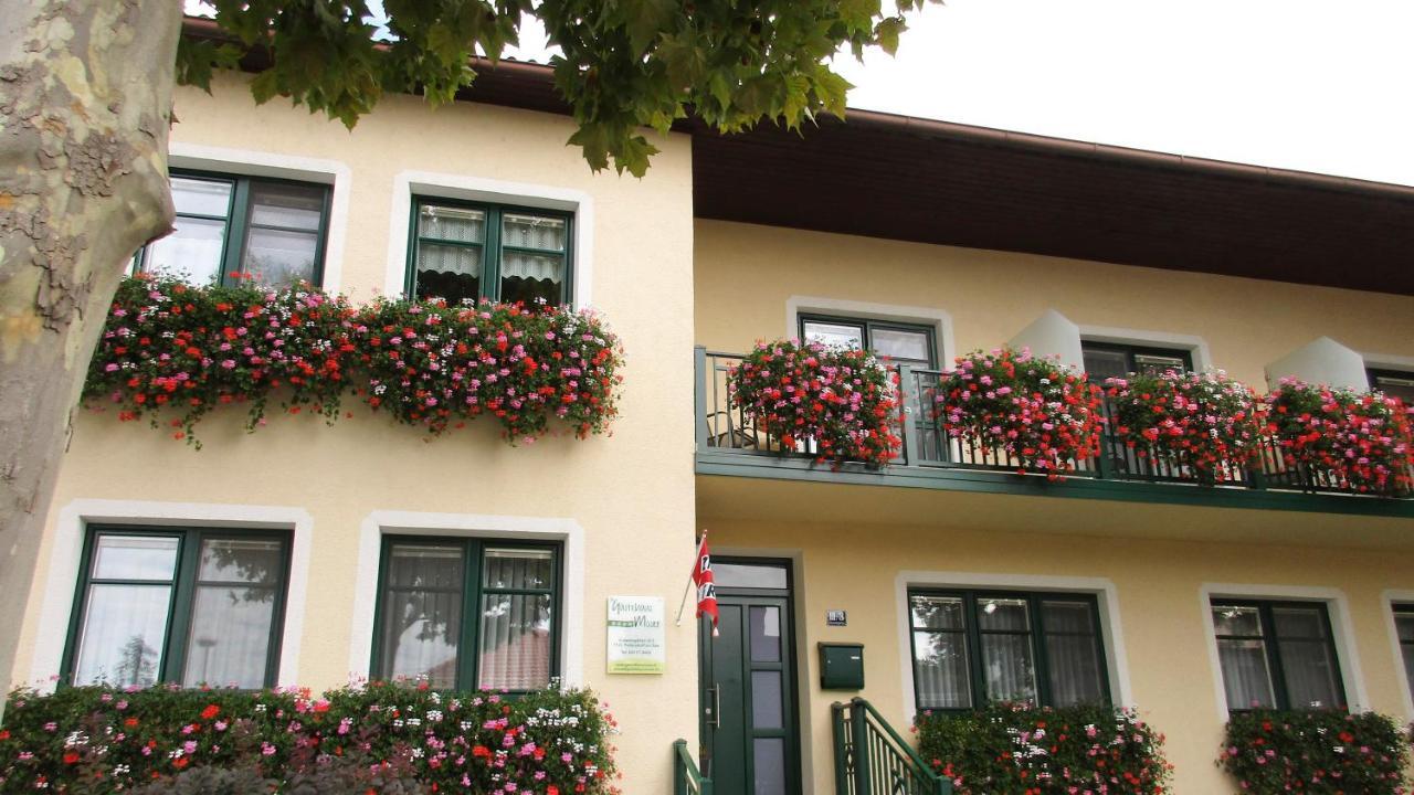 Gastehaus Moser Bed and Breakfast Podersdorf am See Eksteriør billede